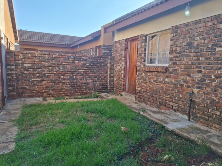 2 Bedroom Property for Sale in Dassie Rand North West